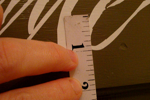 Apply Vinyl Lettering - Measuring