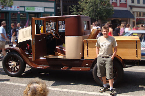 Old Car and Jo-Bear