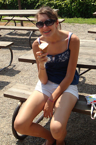 Angel Face with Ice Cream