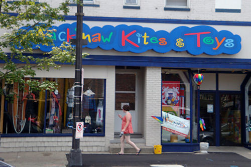 Mackinaw Kites and Toys