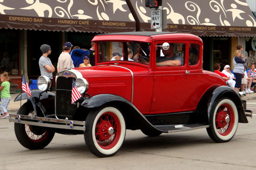 Memorial Day 2010 - Red Antique Car