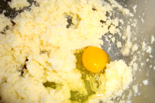 Teddy Bear Cookies - Add the Egg