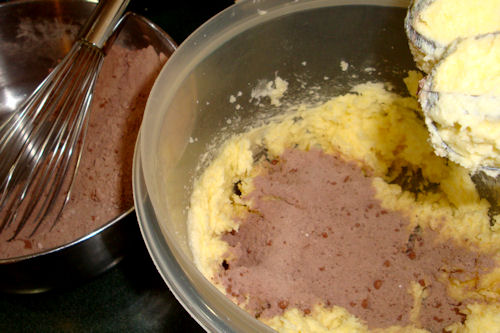 Teddy Bear Cookies - Slowly add Dry Ingredients