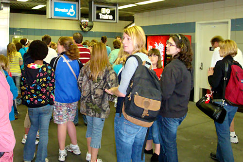 Chicago - Crammed in the Station