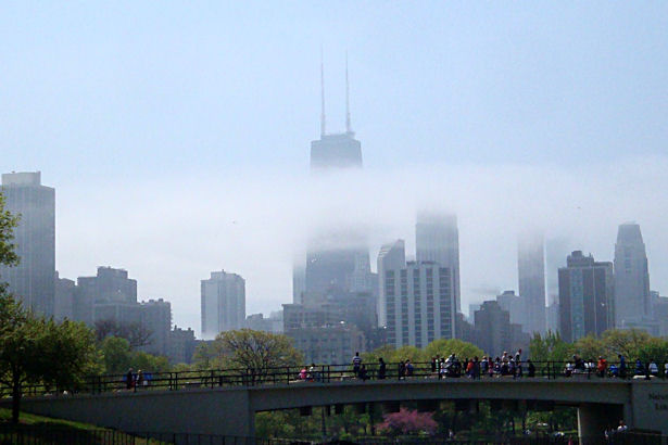 Chicago 2011 - Clouds Around Skyscraper