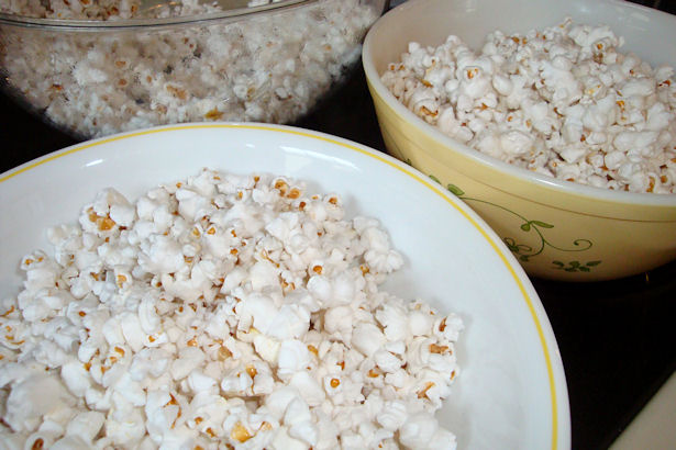 Microwave Caramel Corn Recipe - Divide Popcorn