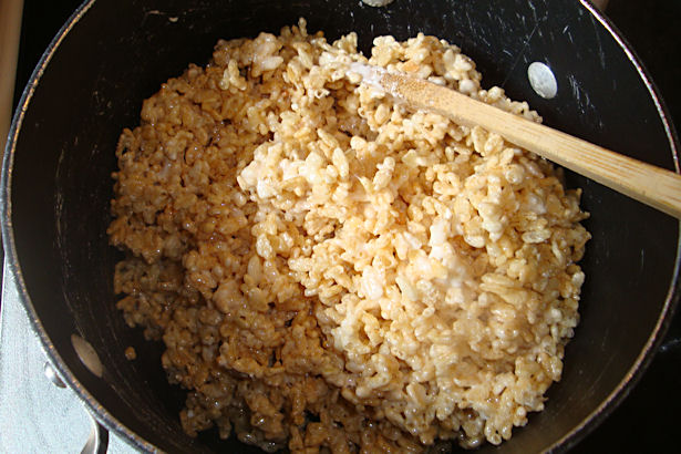 Rice Krispie Treats Recipe - Cereal in Pot