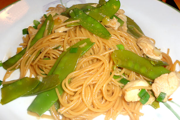 Healthy Chicken Lo Mein Recipe – and a Giveaway!