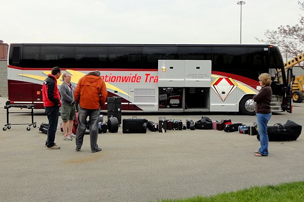 Chicago 2013 Part Four - Unloading the Bus