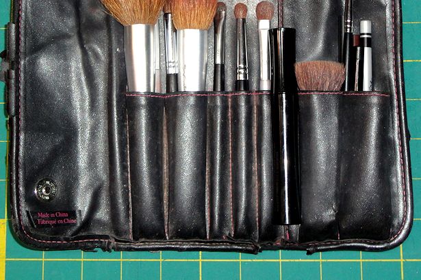 Makeup Brush Roll - Middle Pocket Sections