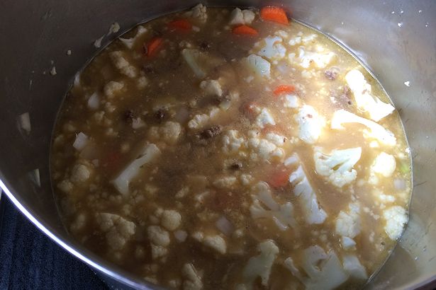 Cheeseburger Macaroni Soup Recipe - Add Annie's Mix