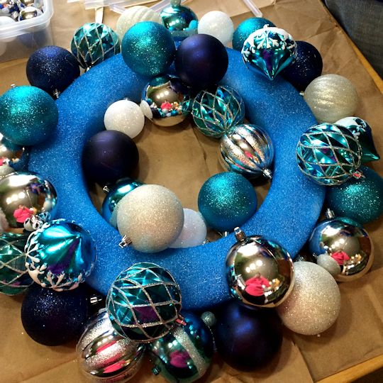 How to Make an Ornament Wreath - Fill in the Middle