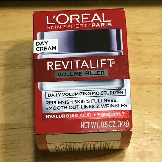 Target Beauty Box June 2016 - L'Oreal Revitalift