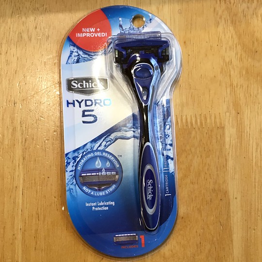 Target Mens Box June 2016 - Razor