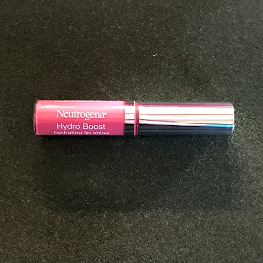 Walmart Beauty Box Spring 2017 - Neutrogena Lip Shine